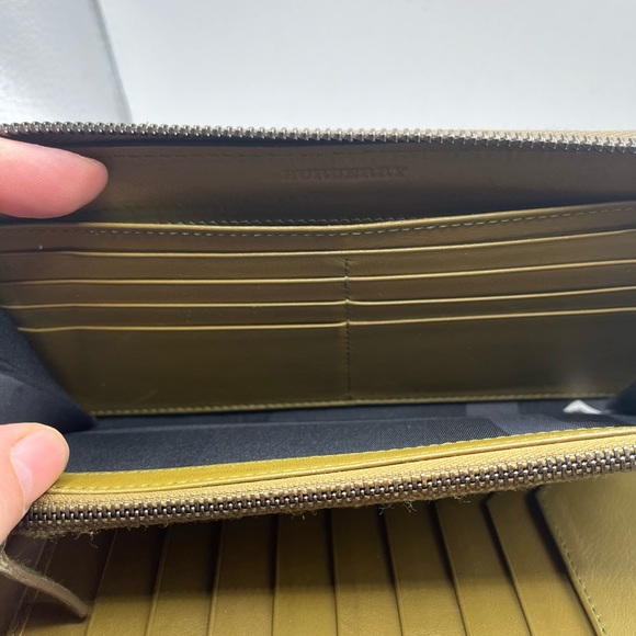 Burberry Elmore Pebbled Leather Zip-Around Wallet | Gray | $560 - Picture 7 of 12